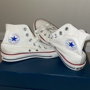 White high top Converse All Star Sz Womens 6
